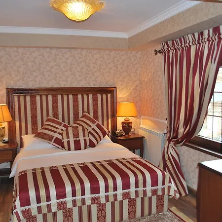 فندق Sigal 4*