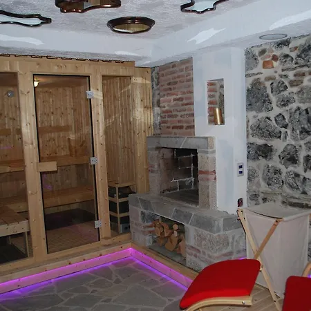 Sigal Hotel